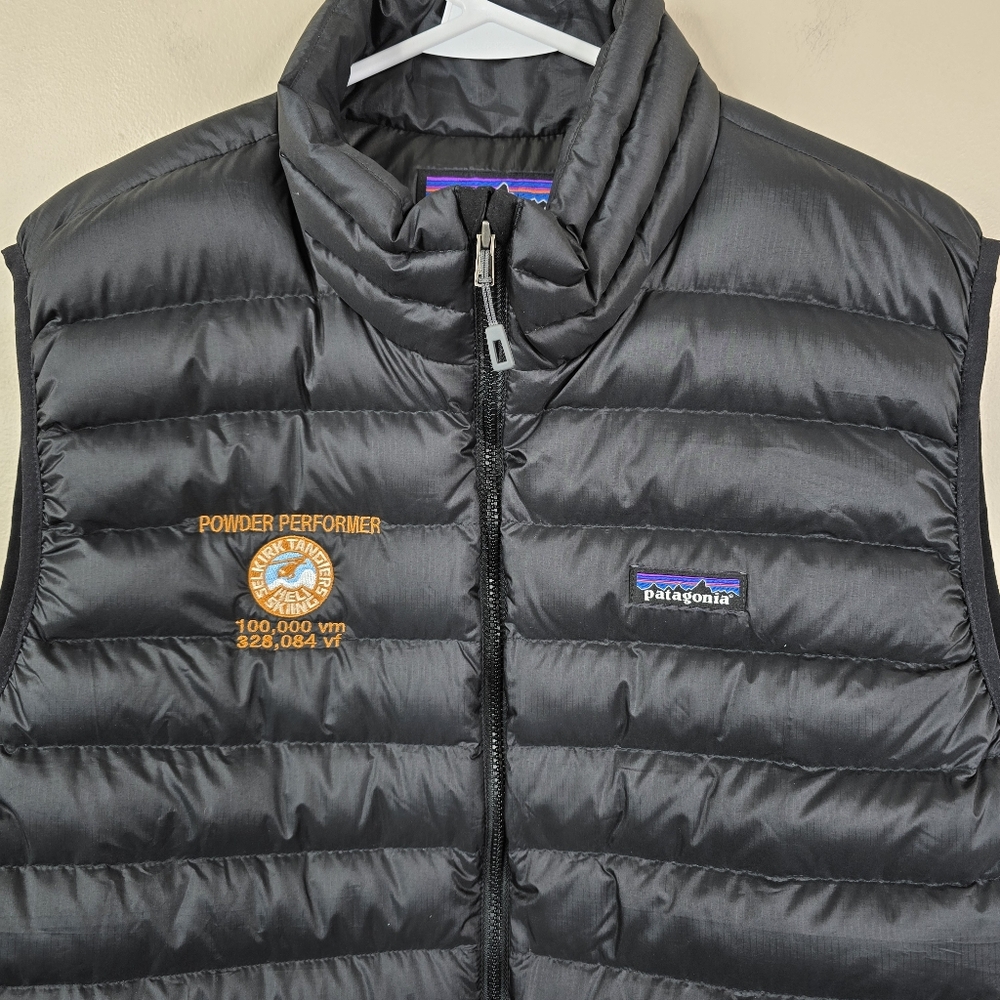 Patagonia Black Puffer Vest - Picture 2 of 6